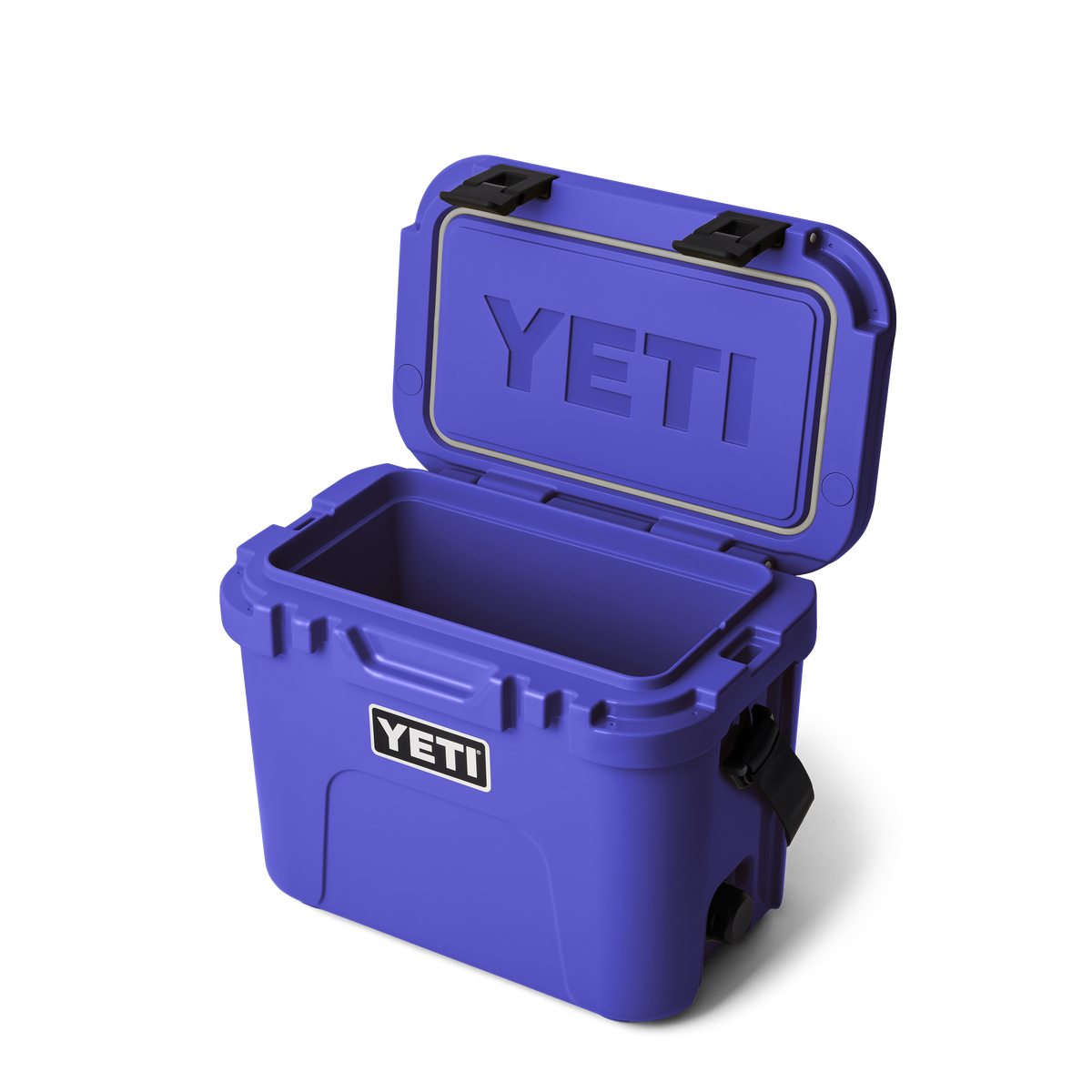 Roadie® 15 Hard Cooler - Ultramarine Violet