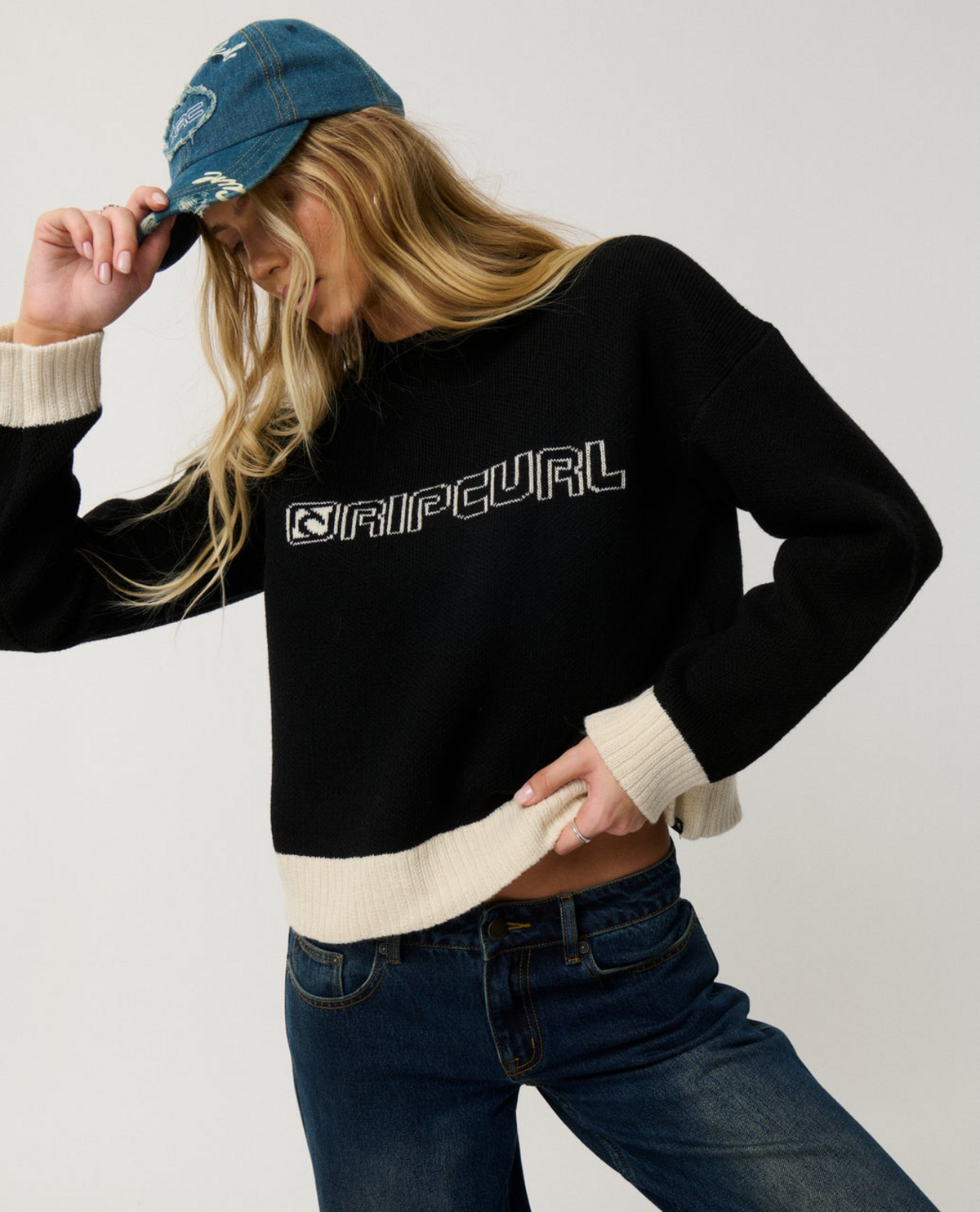 Archive: Script Knit