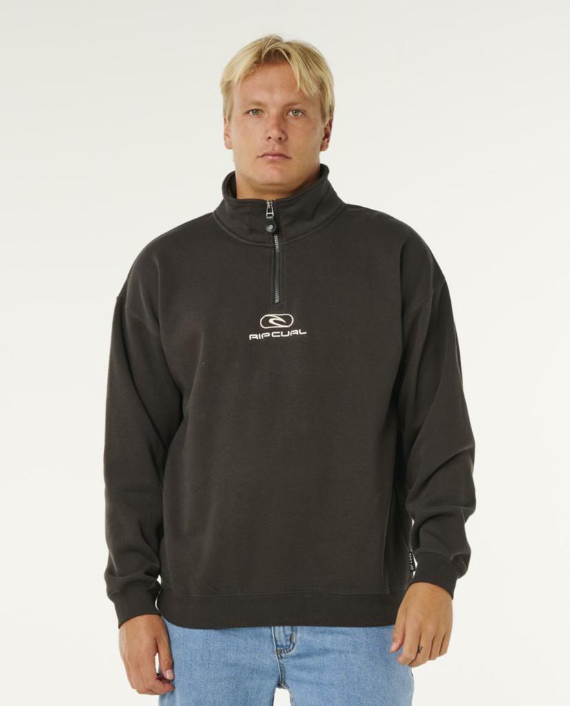 Pill Icon 1/4 Zip Crew