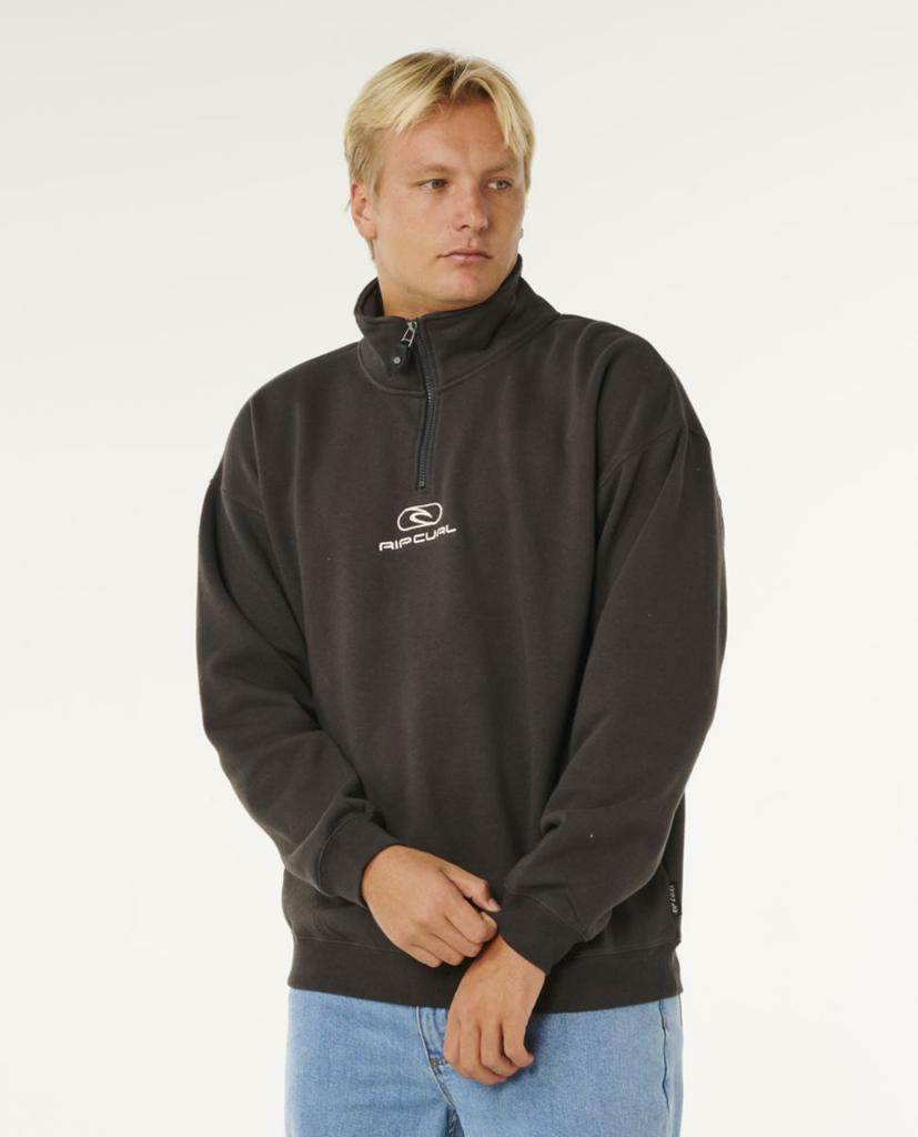Pill Icon 1/4 Zip Crew