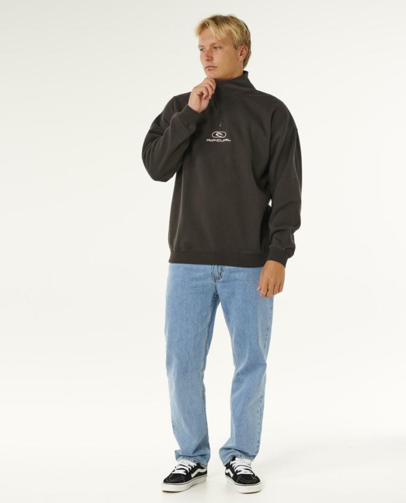 Pill Icon 1/4 Zip Crew
