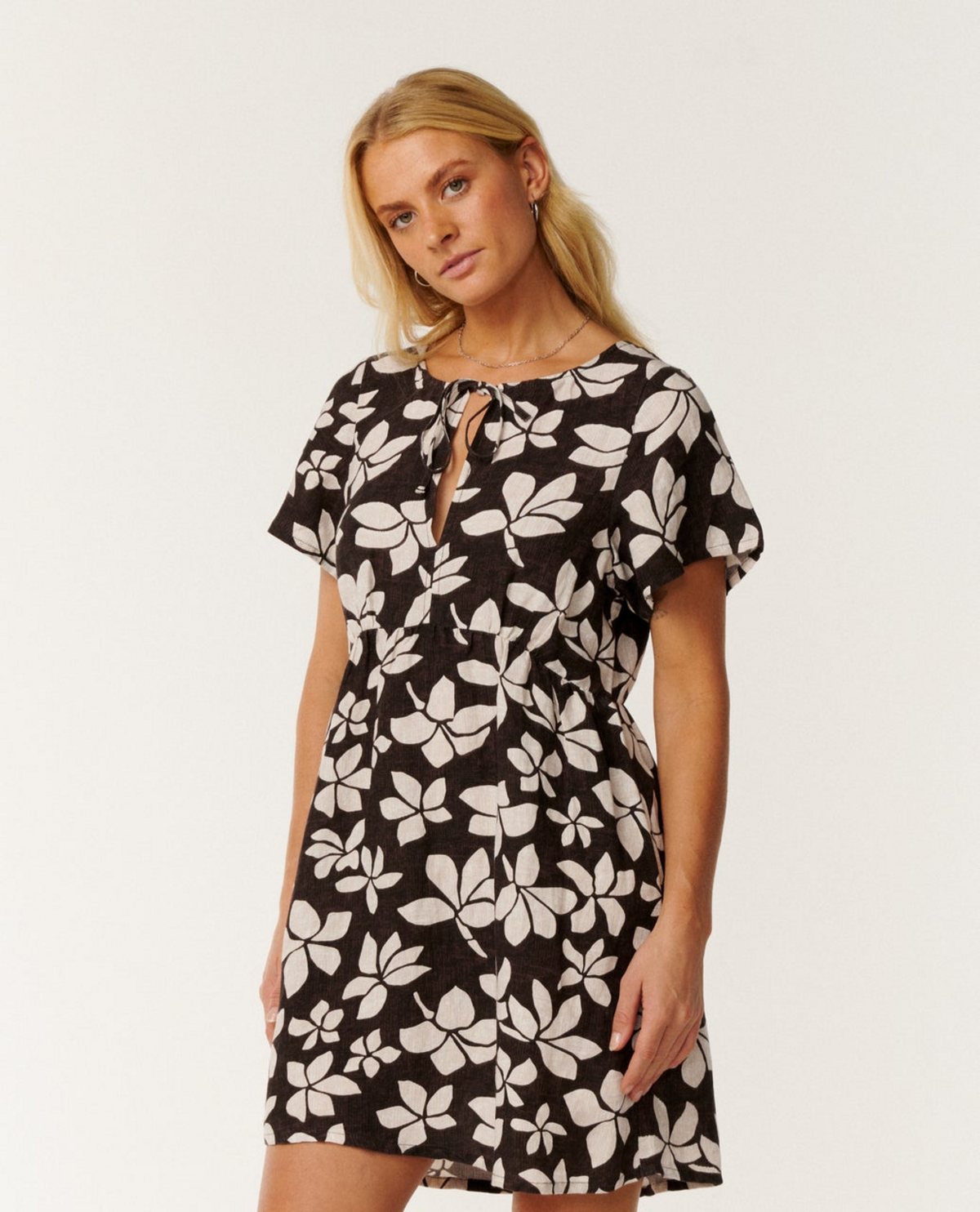 Paraiso Linen Shift Dress