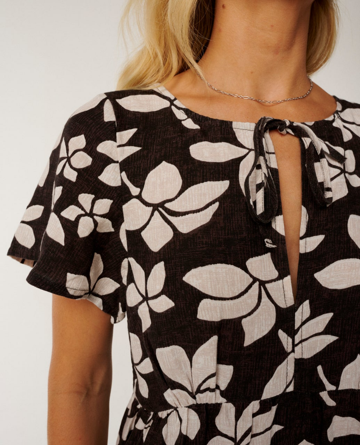Paraiso Linen Shift Dress