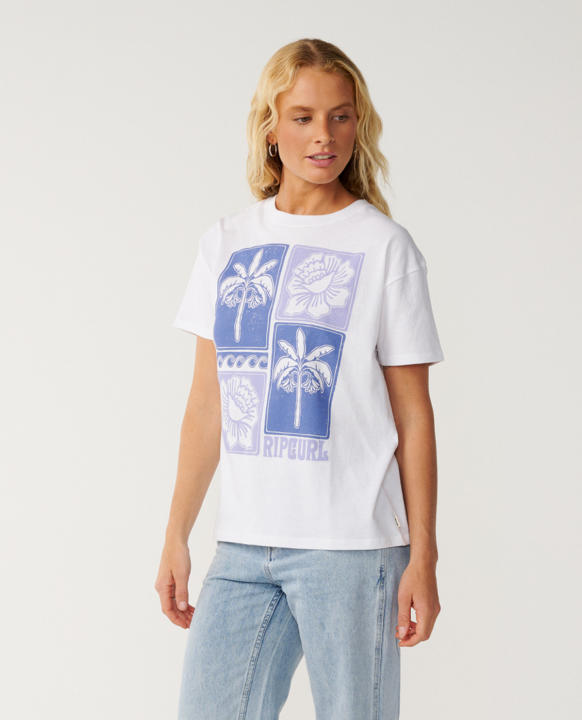 Bossa Nova Relaxed Tee