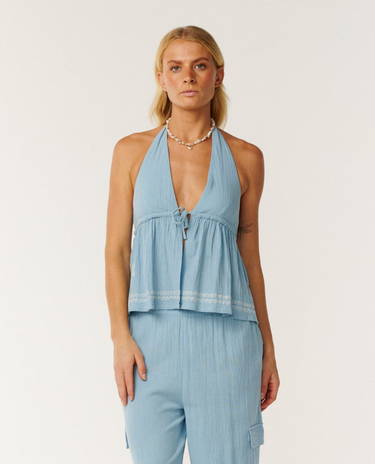 Paraiso Embroidered Halte