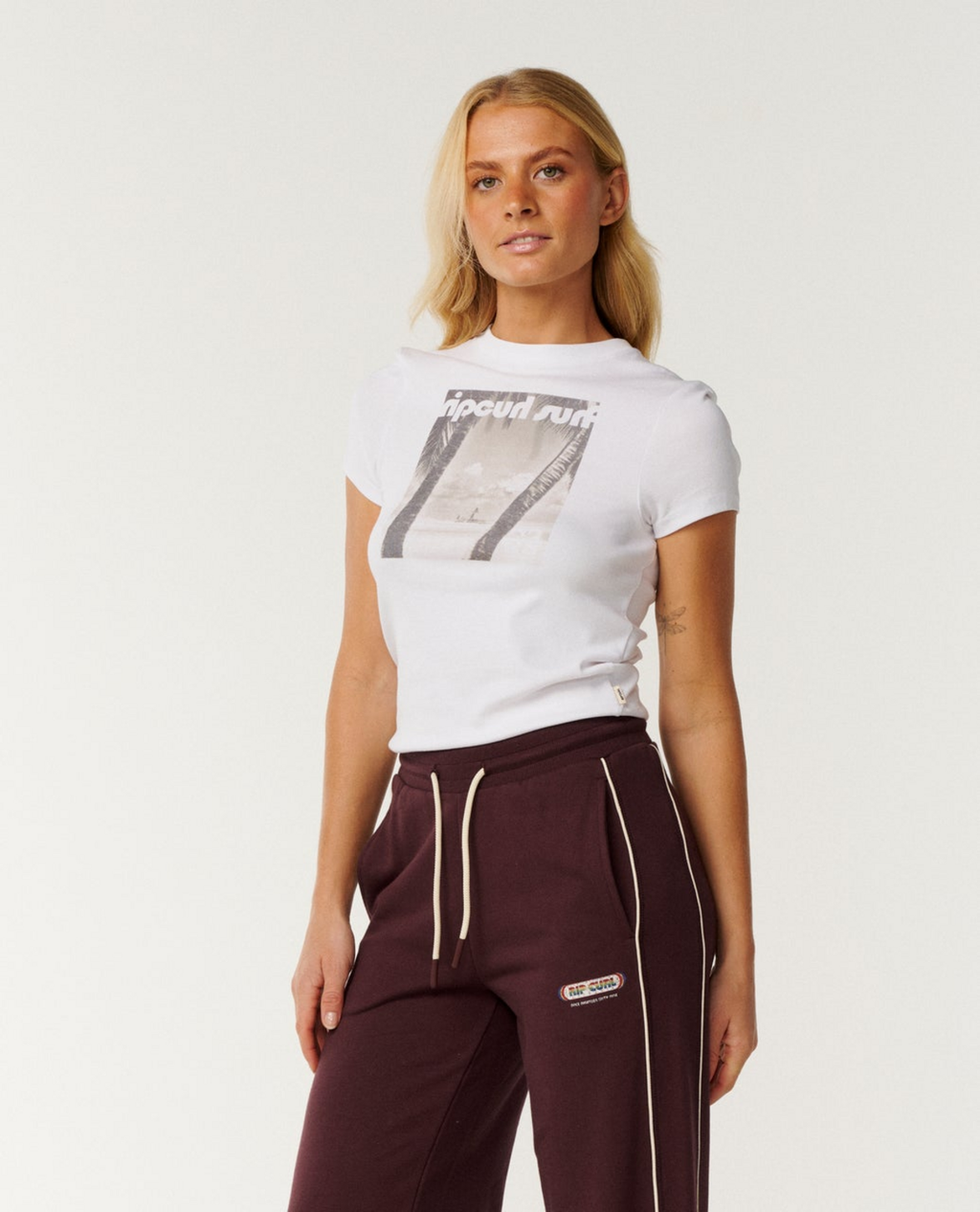 Paraiso Fitted Tee