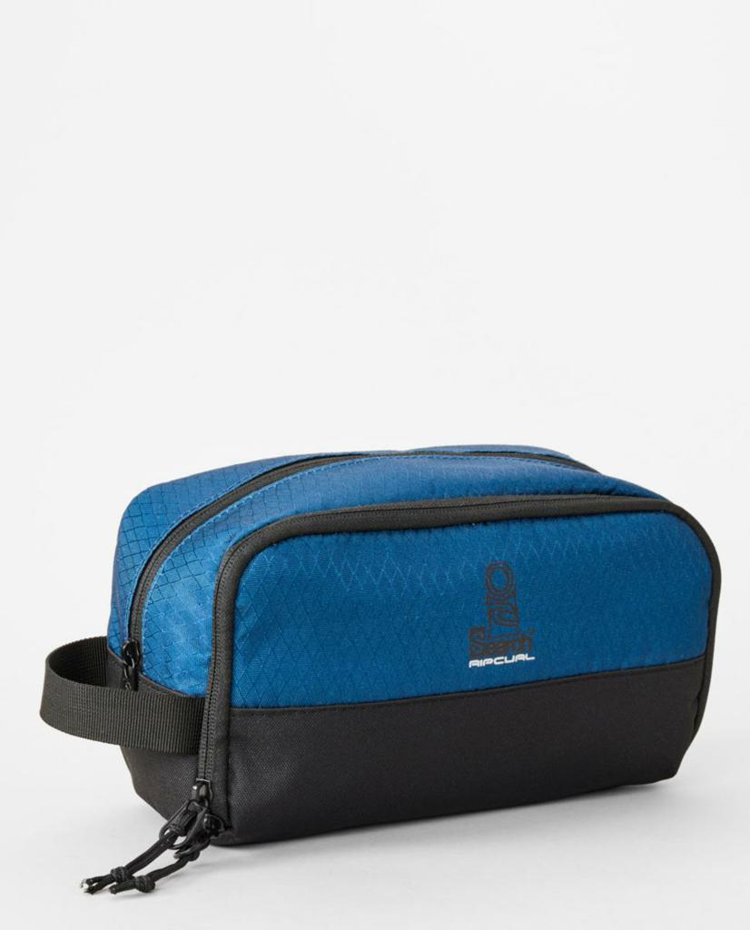 Groom Toiletry search Ref