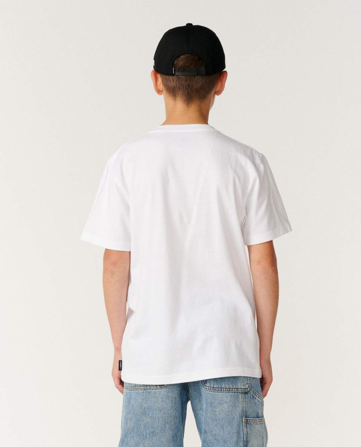 Archive 69 Embroid Tee-bo