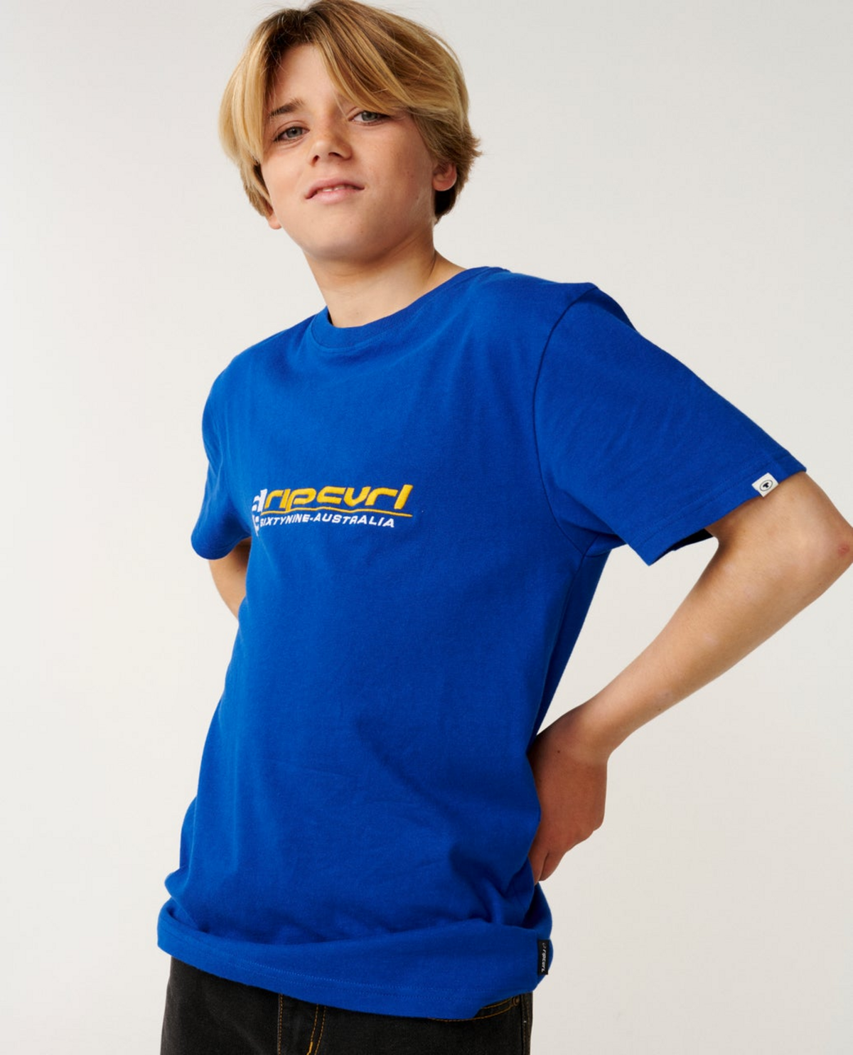 Archive 69 Embroid Tee-bo