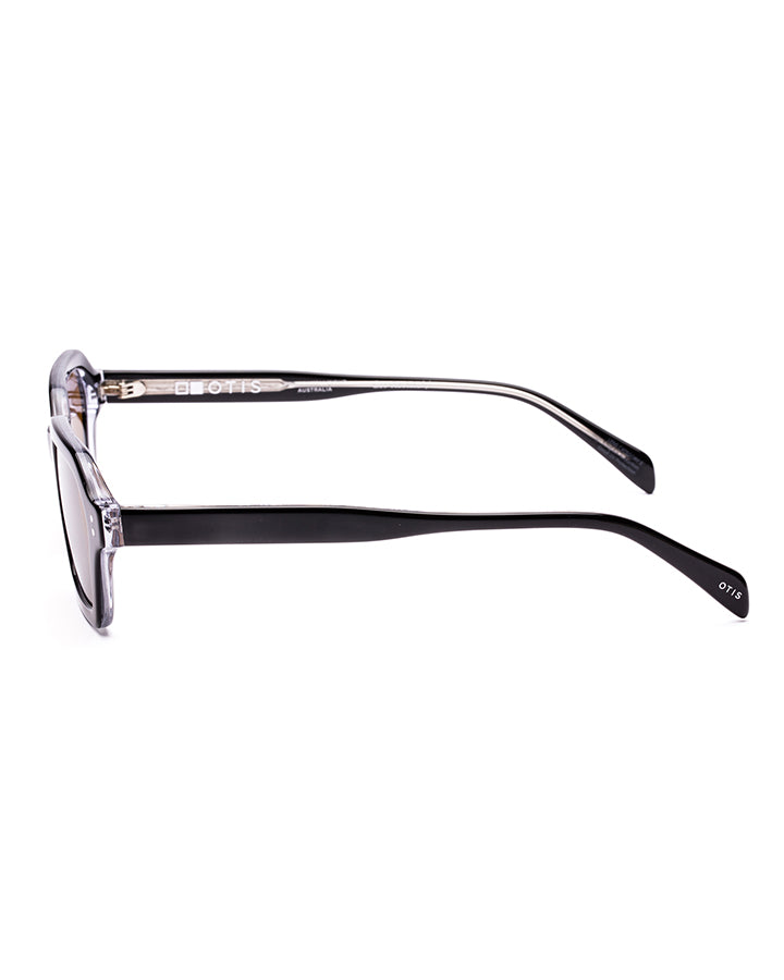 METRIC - Eco Black Clear / Brown