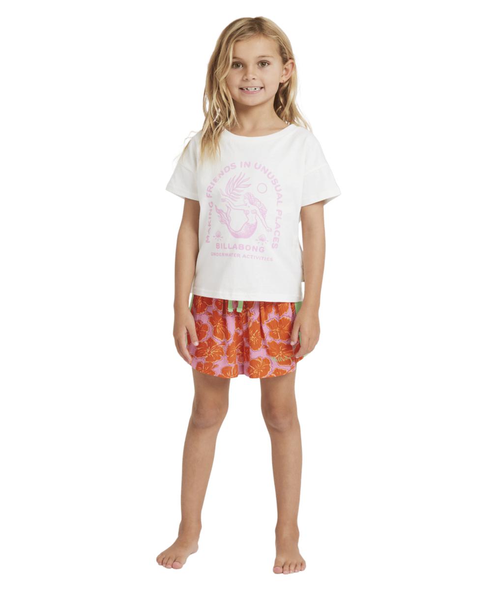 Friends In Places Tee