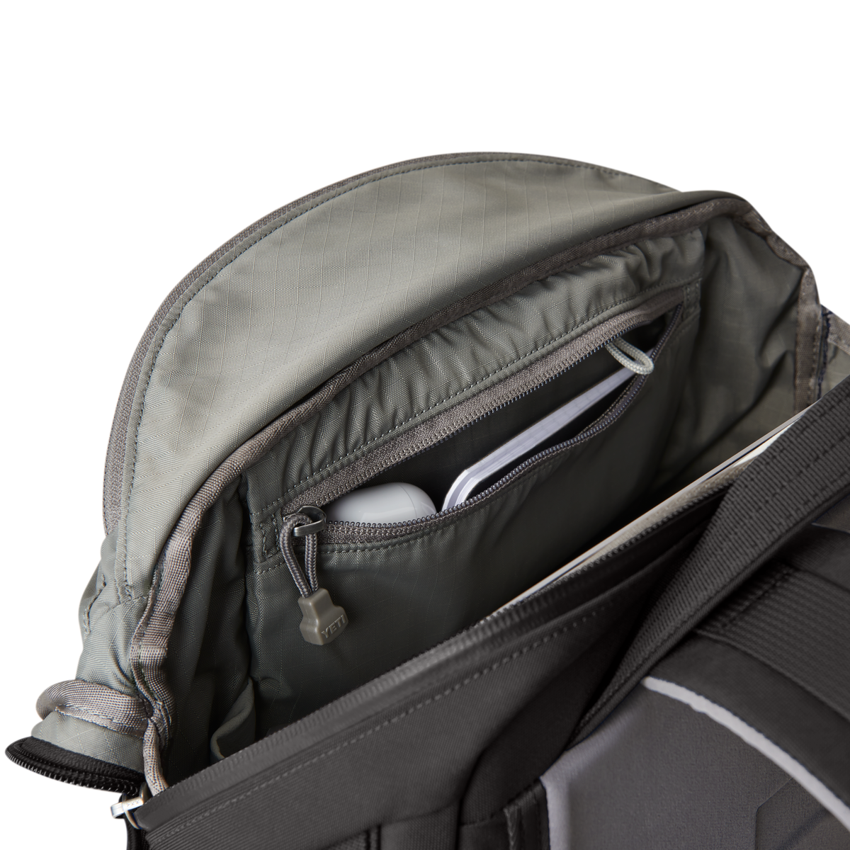 Crossroads® 22L Backpack - Black