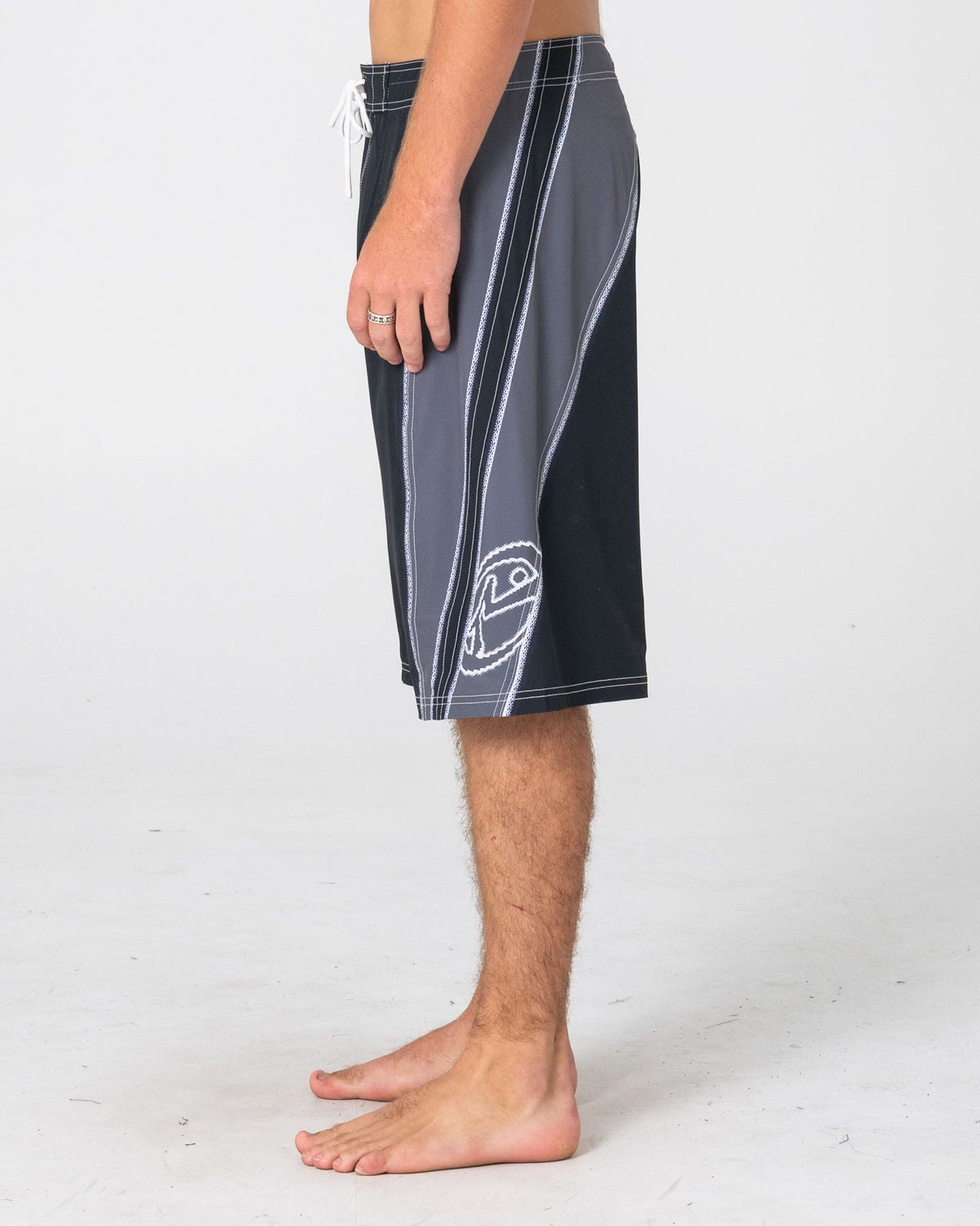 REFRACT FIXED WAIST BOARDSHORT