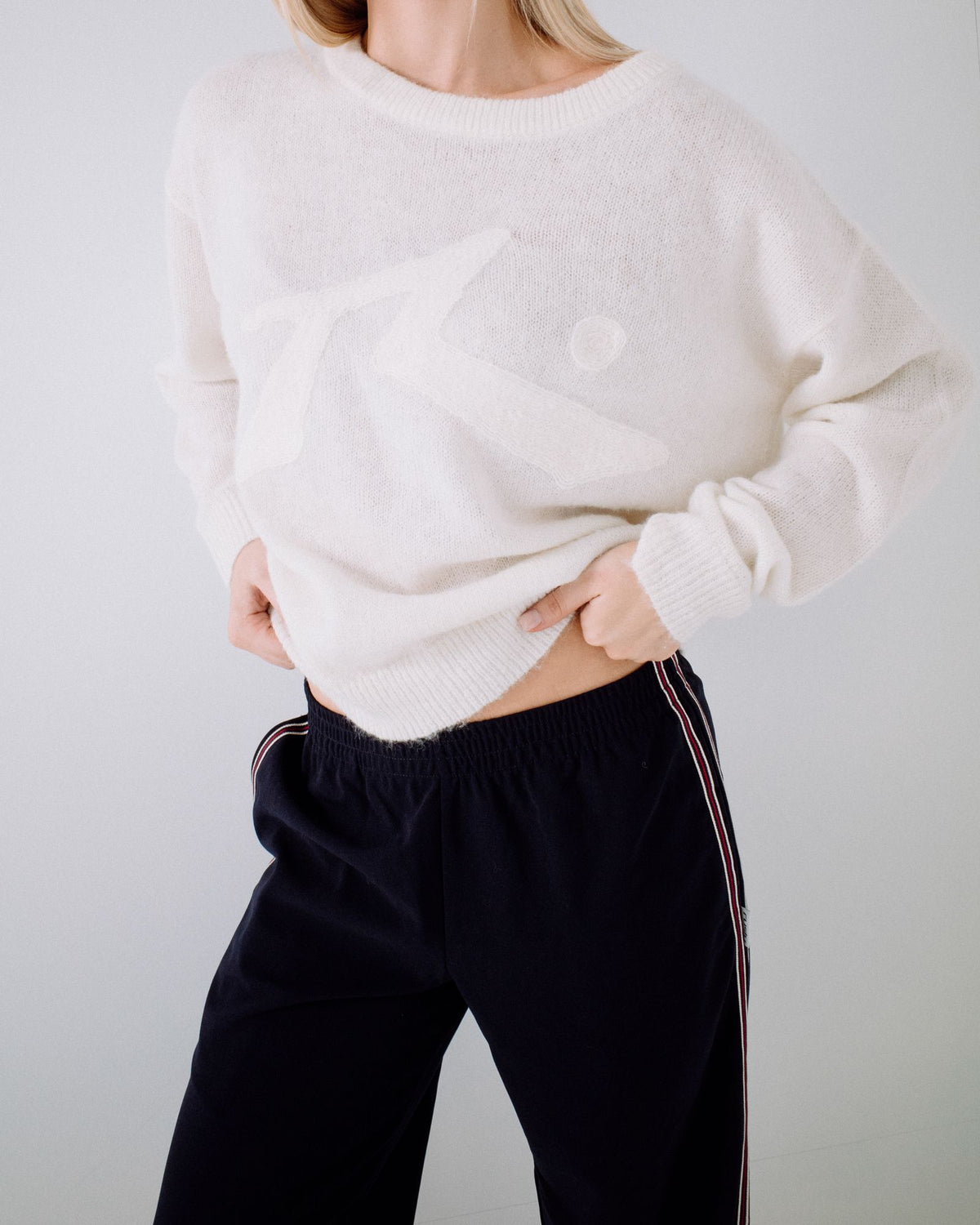MILES OPEN KNIT CREW