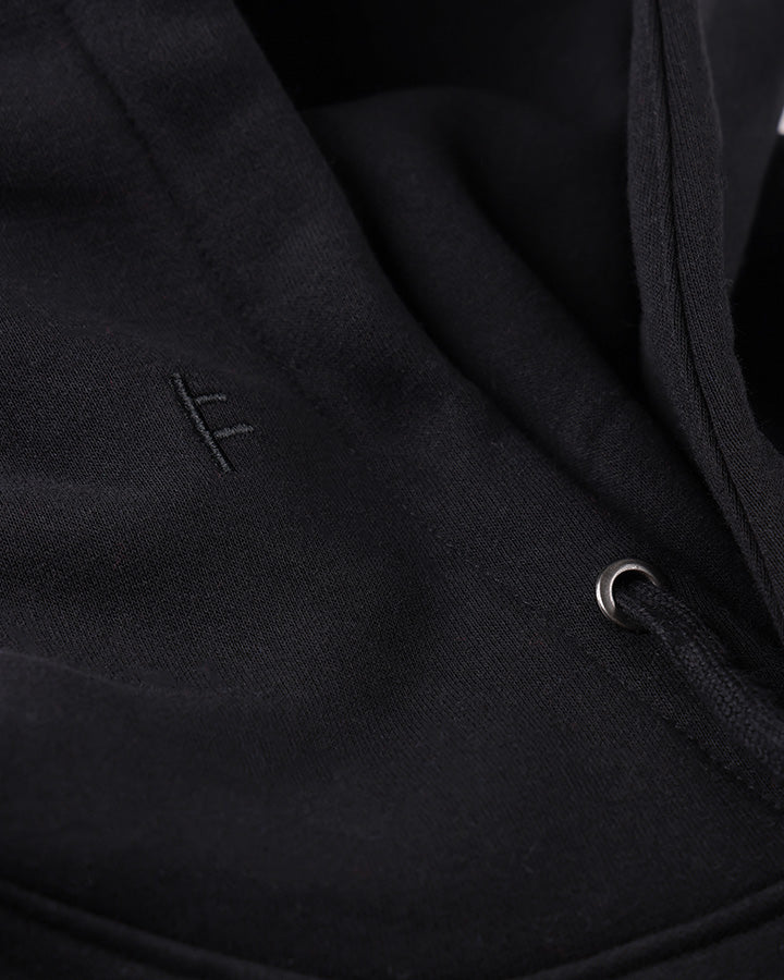 LEGACY EMBROID HOOD // BLACK
