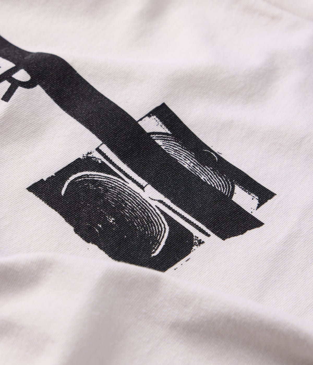 TAPE CRUX T-SHIRT