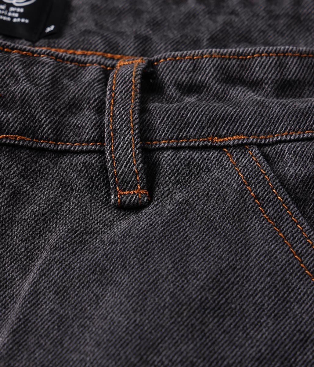 REYNOLDS 21 DENIM WALKSHORT // WASHED BLACK