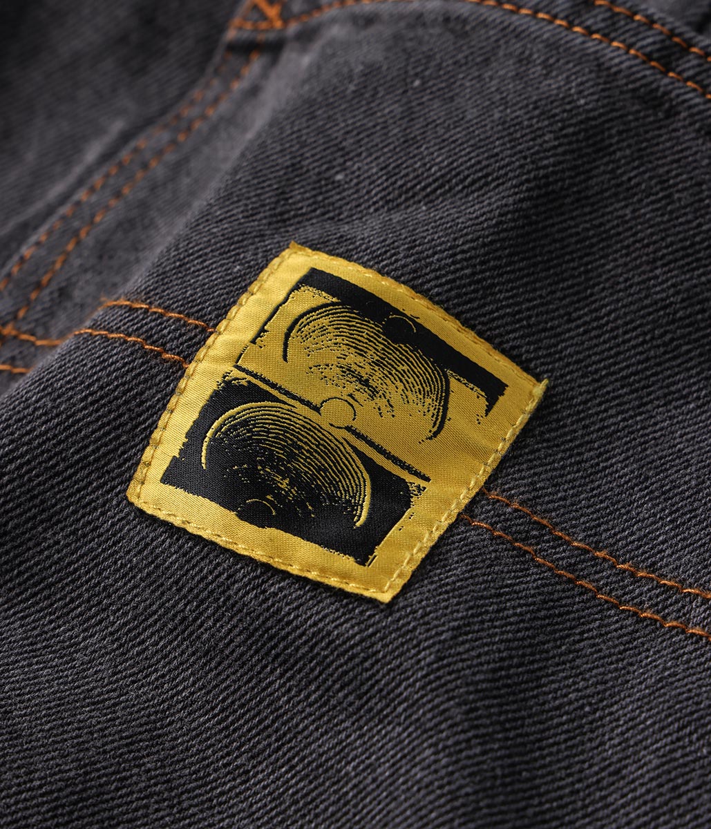 REYNOLDS 21 DENIM WALKSHORT // WASHED BLACK