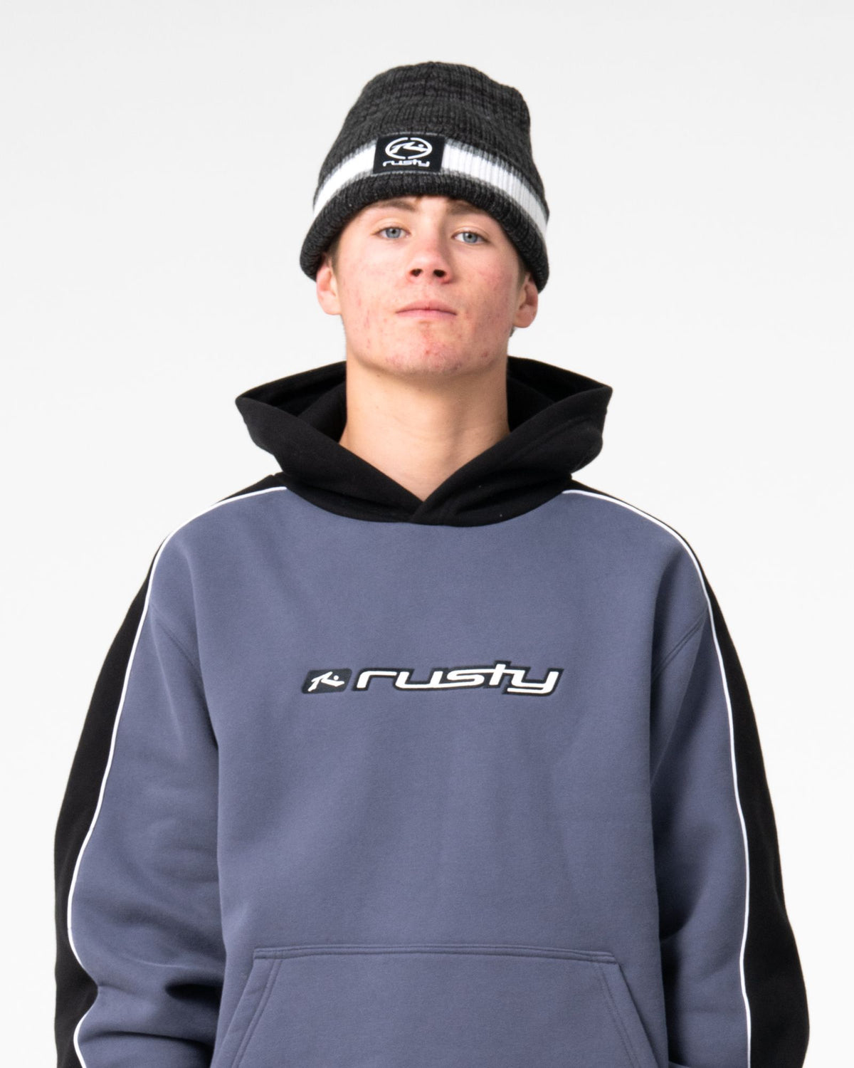 DEAD BONES REVERSIBLE BEANIE