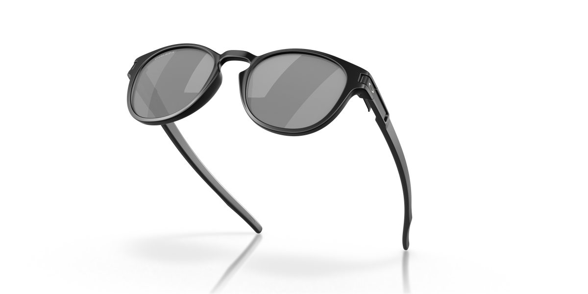 Latch Matte Black W/ Priz
