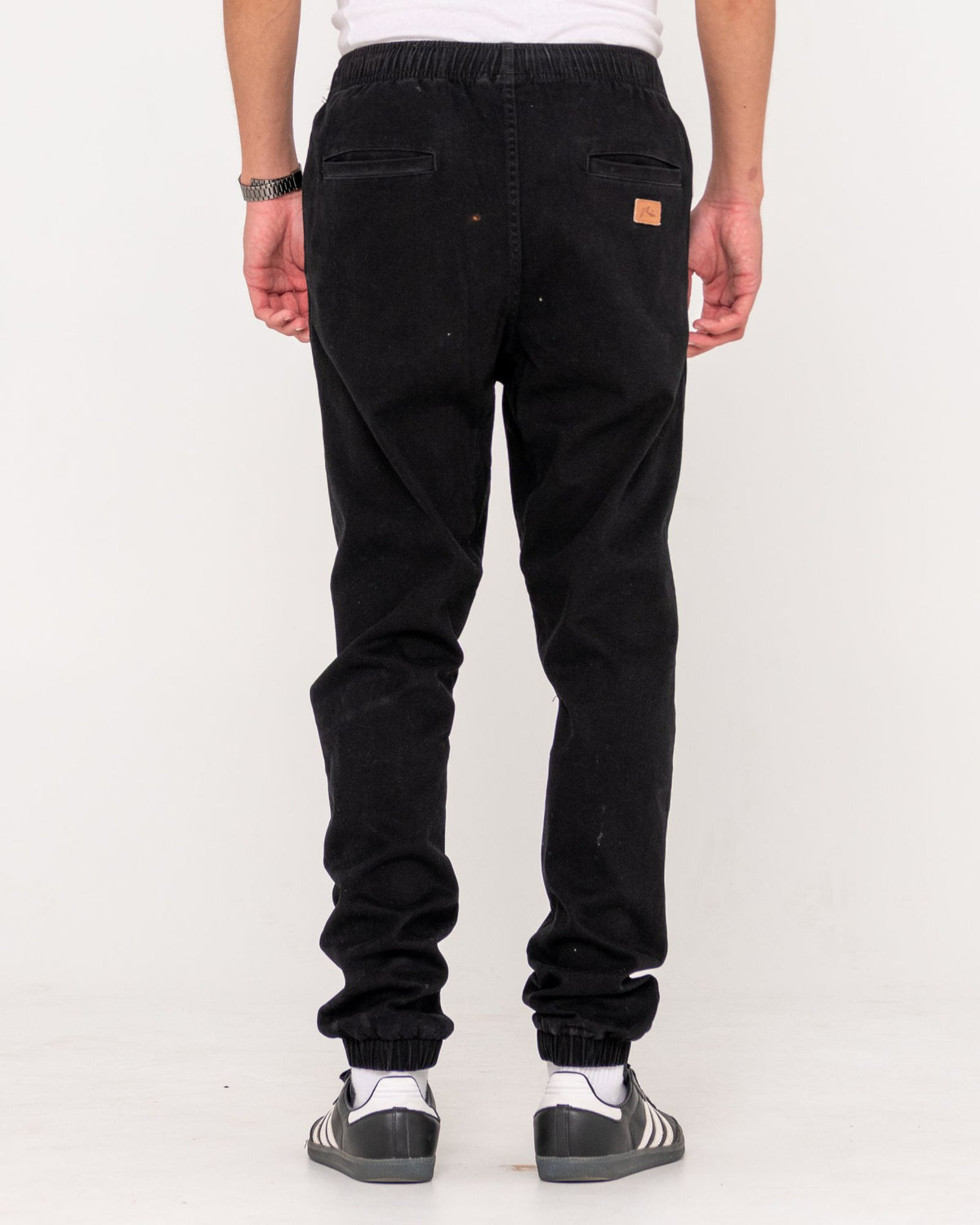 Hook Out Slim Fit Elastic Pant
