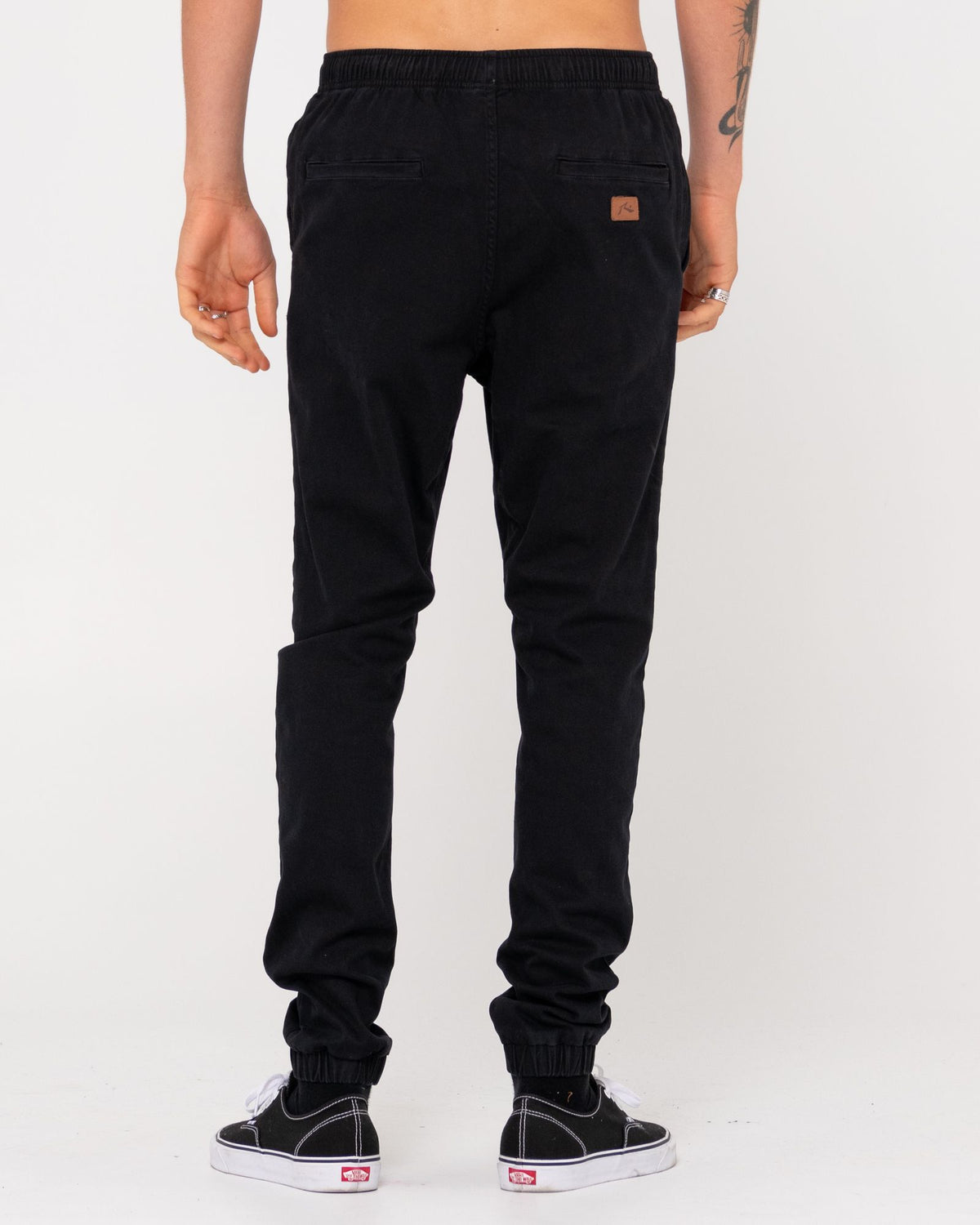 Hook Out Slim Fit Elastic Pant
