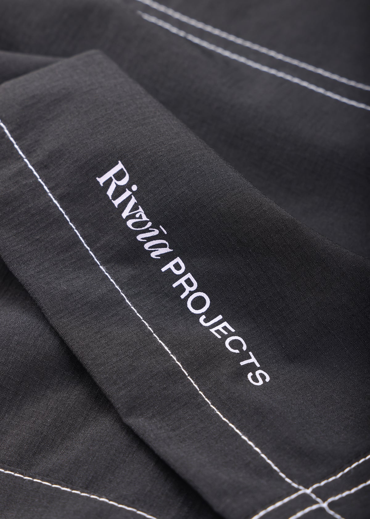 DAILY GRIND 20inch SHORTS : BLACK