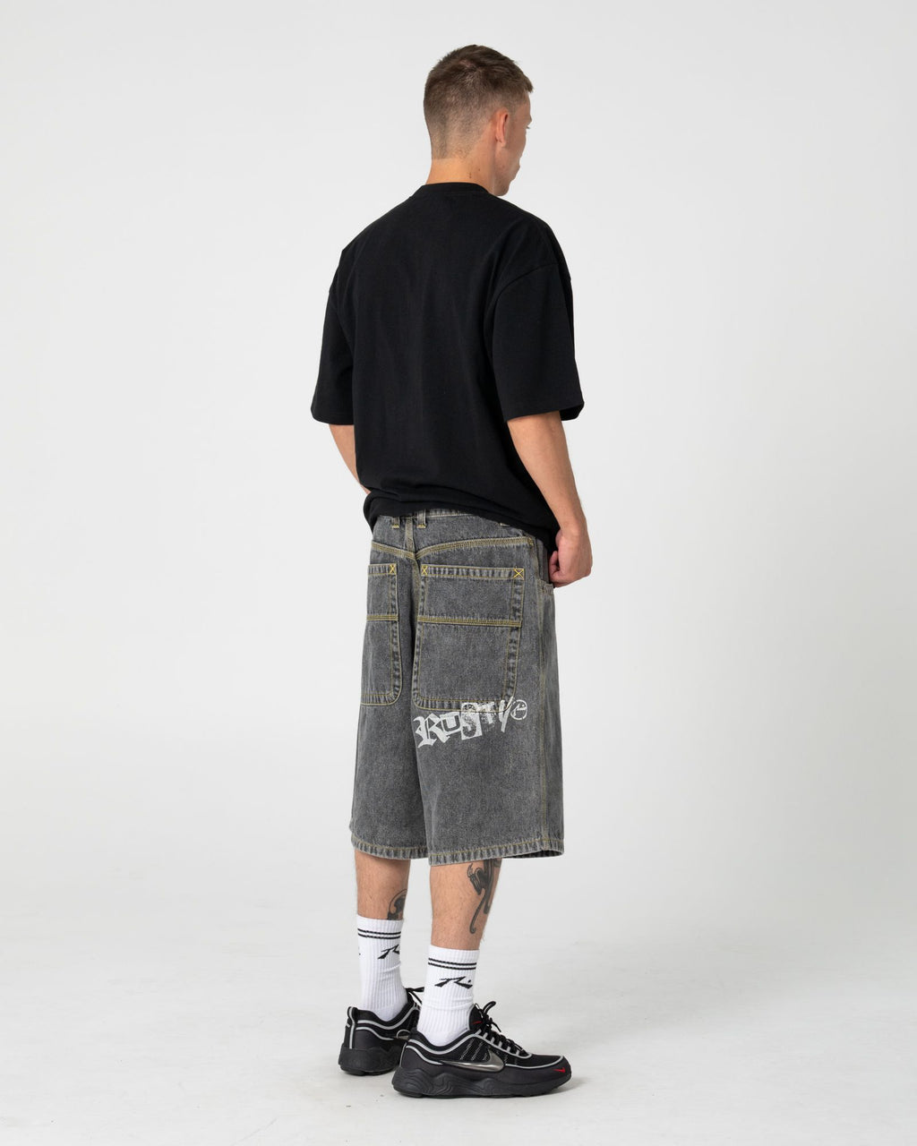 DR. DOT SHORT SLEEVE TEE