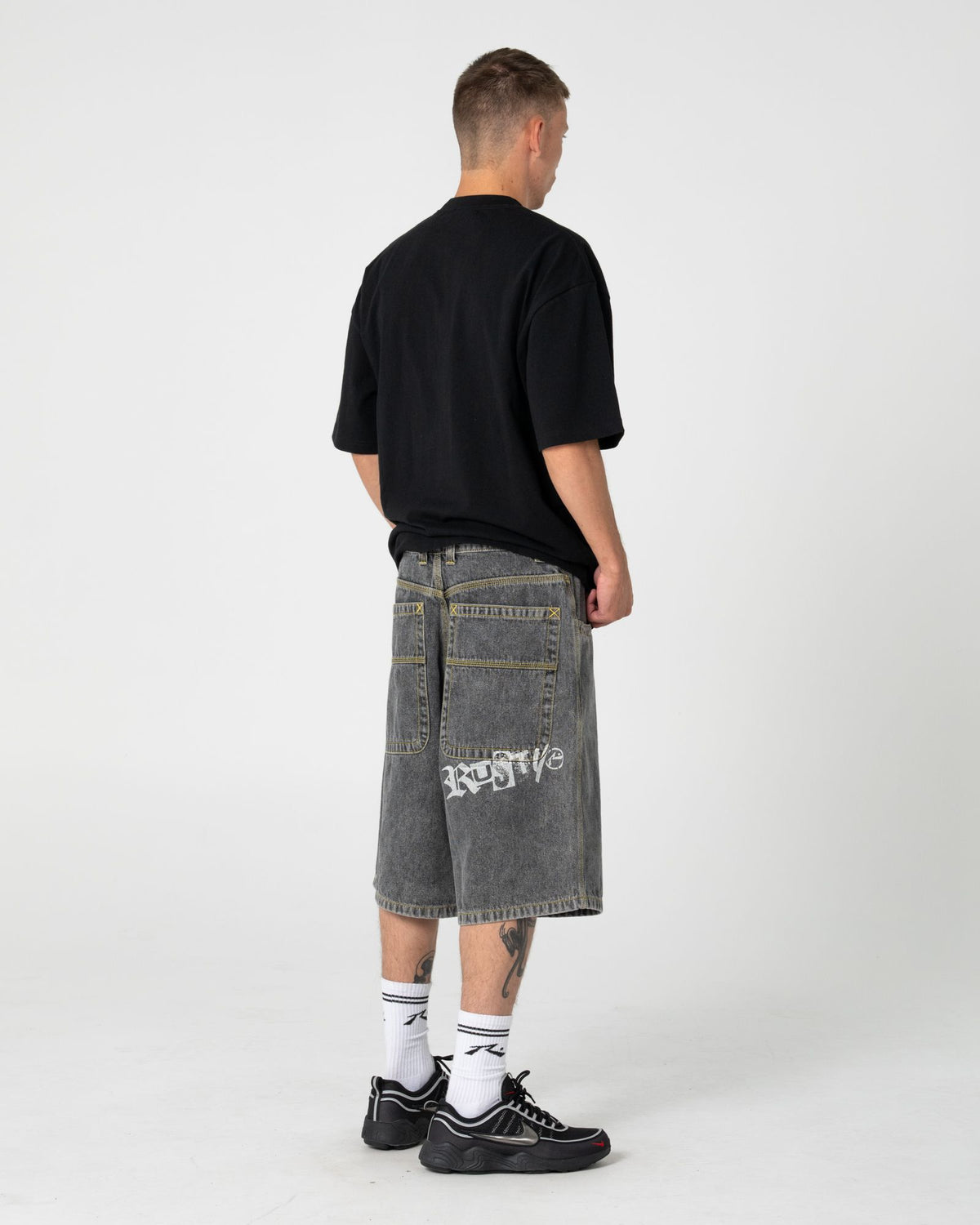 DR. DOT SHORT SLEEVE TEE