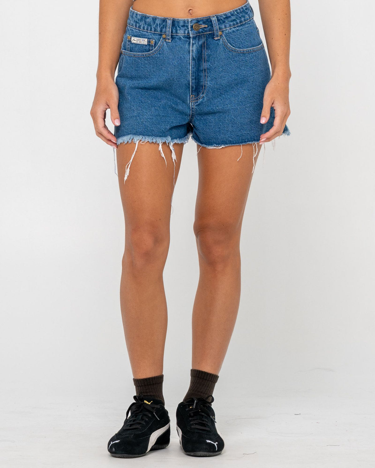 PENNY KICK FLARE DENIM SHORT